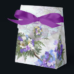 Ballotins Floraisons de jacaranda et bouquet de lys<br><div class="desc">Fleurs de jacaranda violettes,  lilas,  bleues avec des fleurs de lys blanches de printemps,  pour une boîte de remerciement de mariage</div>