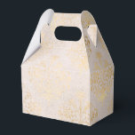 Ballotins Ivoire et Or Damassé en Grunge Détresse<br><div class="desc">Boîte de faveur en damassé vintage détressé iridescent or et ivoire scintillant.</div>