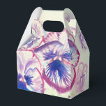 Ballotins Jolie boîte de faveur de gâteau de mariage floral<br><div class="desc">Boîtes de faveur de gâteau de mariage de fleurs florales de pensée rose jolie,  entièrement personnalisables. Conçues à partir de l'une de mes peintures à l'aquarelle.</div>