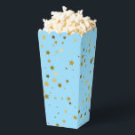 Ballotins Les Étoiles sont hors boîte de traitement<br><div class="desc">La boîte de traitement Party faveur est affichée dans un imprimé bleu clair et or étoiles. Customisez cet objet ou achetez tel quel. Image sous licence</div>