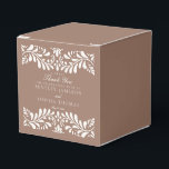 Ballotins Mariage Fiesta de Style Carrelage Talavera Marron<br><div class="desc">Tout le monde adore une fête ! Cette collection est un mélange époustouflant d'élégance et de patrimoine culturel, inspiré des motifs traditionnels de carreaux de Talavera mexicains. La bordure florale en terre cuite marron mocha exhale la sophistication et une touche de charme festif, ce qui la rend parfaite pour votre...</div>