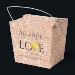 Ballotins Mariage Rose Gold Coeur Nom du script M. et Mme T<br><div class="desc">Mariage Rose rose or, Gold Heart Script Nom M et Mme boîte de faveur mariage Faux Gold coeur noir script M et Mme Monogram noms Mariage faveurs Personnalisé Mariage faveurs noir Script Gold Heart Nom M et Mme Elegant et personnalisée, vous pouvez changer la couleur arrière - plan (imprimé effet...</div>