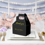 Ballotins Merci Grand Ballotin Gable pour n'importe quelle o<br><div class="desc">Faites un grand geste de gratitude avec ce grand ballotin, magnifiquement conçu avec un message de "Merci" classique. Idéal pour les mariages, les événements d'entreprise, les fêtes ou les célébrations, il propose des gâteries, des cadeaux ou des cadeaux généreux. Sûr, facile à assembler et élégant, parfait pour montrer une appréciation...</div>