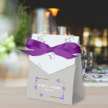 Ballotins Modern Wedding Favors for a Unique Celebration<br><div class="desc">Personalize with Style: Wedding Favors with Bow and Leaves for Creating Unique Memories. Find Contemporary Elegance,  Wedding Favor Boxes with Exclusive Design.Build Lasting Memories,   Choose Wedding Favors with Exclusive Personalization.
Elevate Your Wedding,  Opt for Modern Elegance with Exclusive Design Favor Boxes.</div>
