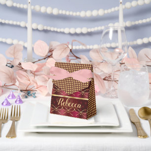 Ballotins Monogramme Vintage Couleur Bourgogne Décor Luxe Or