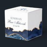 Ballotins Navy Blue Gold Agate Bar Mitzvah Chic Carré Party<br><div class="desc">Elégant agate bleu marine et or décorent cette boîte de préférence carré moderne Bar Mitzvah parti. Le nom de votre fils est écrit dans une belle écriture formelle sous l'Étoile de David. Parfait pour une famille juive chic et élégante célébrant un garçon appelé à la Torah.</div>