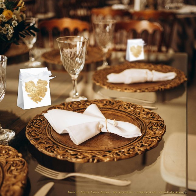 Ballotins Née pour briller Boîte à faveur blanche (Born to Shine Favor Boxes designd by Poet Adiela Akoo. Browse my store 4 more fab finds 4 your event)