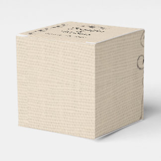 Ballotins Papillons au chocolat sur Mariage Ecru Linen