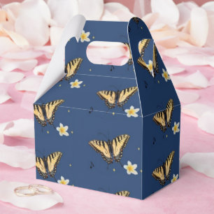 Ballotins Perdu dans un Quatrain par Adiela Akoo - Papillon