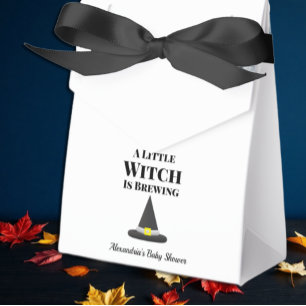 Ballotins Petite sorcière brasse la grossesse d'Halloween