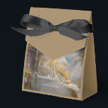 Ballotins Porte dorée élégante céleste, Texte doré<br><div class="desc">Porte dorée élégante céleste personnalisée,  Boîte de faveur de texte doré,  et Coussin de mariage entièrement personnalisable pour la cérémonie de mariage,  porteur de bague ou agenouillement.</div>