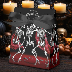 Ballotins Red Death Dancing Skeletons Mariage gothique