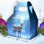 Ballotins Renne Bleu Joyeux Noël Fête de Famille<br><div class="desc">Par une nuit d'hiver calme et fraîche, vous tombez inopinément sur un renne. Debout majestueusement au bord de la forêt, son nez brille dans le noir. Vous vous regardez dans les yeux pendant un bref instant avant qu'il ne disparaisse comme par magie dans le ciel nocturne... . C'est l'histoire derrière...</div>