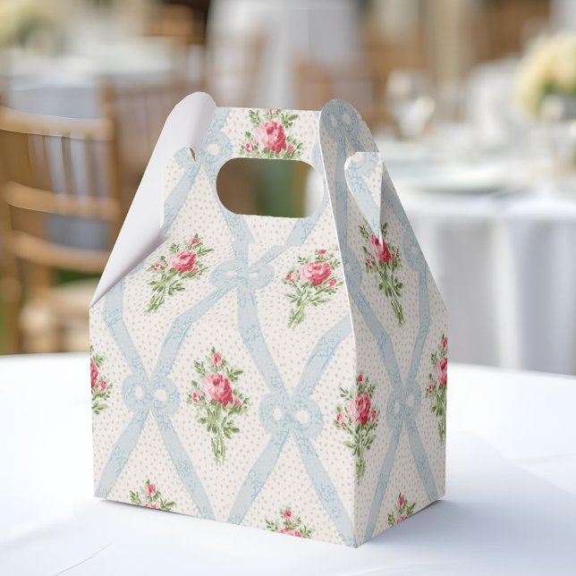 Ballotins Rose Victorian Roses w/Blue Ribbon Lattice (Créateur téléchargé)