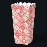 Ballotins Rouge Rose Blanc Vintage Retro Floral Groovy<br><div class="desc">Boîte à popcorn tendance florale rétro vintage rouge rose et blanc comprend des fleurs groovy roses,  rouges et blanches rétro vintage. Parfait pour les fêtes d'anniversaire,  les célébrations de la fête des mères,  Pâques,  les événements d'entreprise,  les baby showers et plus encore. Créé par Evco Studio www.zazzle.com/store/evcostudio</div>