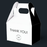 Ballotins Simple Blanc noir Merci Logo personnalisé<br><div class="desc">Exprimez votre gratitude avec des boîtes de remerciement personnalisées avec logo simple noir et blanc pour les événements. Ces boîtes élégantes et épurées sont parfaites pour les événements d'entreprise,  les lancements ou les efforts de relations publiques,  offrant une touche professionnelle et personnalisable à vos cadeaux de remerciement.</div>