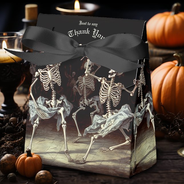 Ballotins Skeletons de danse de la mort noire Halloween (Gothic Dancing Skeletons Favor Box, perfect for Halloween and Gothic Themed Parties.)