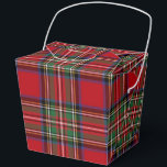Ballotins Tartan Rouge Vert à Carreaux Stewart Plaid<br><div class="desc">Complétez vos besoins en matière de cadeaux avec cette boîte de faveur mignonne à motif tartan Stewart pour toute occasion spéciale, y compris les anniversaires, les anniversaires de mariage, les fêtes</div>