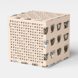 Ballotins Tasses à café et thé sur la pêche