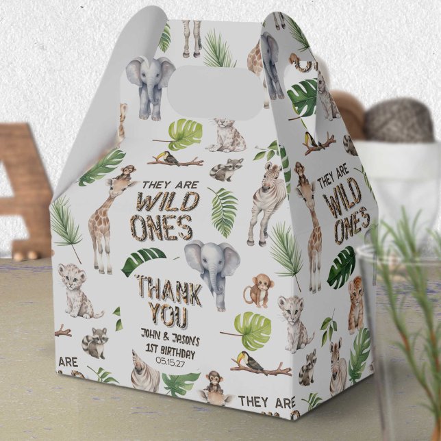 Ballotins Twins Wild One Baby Boys 1er anniversaire Safari (Twins Baby Boys 1st birthday, Wild One Safari Animals Themed Birthday  favor box.)