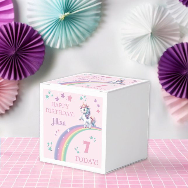 Ballotins Unicorn Magique fête d'anniversaire (Colorful magical unicorn with rainbow birthday party favor box *background of mockup  ai generated)