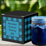 Ballotins Vichy Américain - Bleu et Noir - Classique<br><div class="desc">Boîte de faveurs à carreaux bleus et noirs classiques. Le texte sur les deux côtés de la boîte est personnalisable. Si vous utilisez le bouton / outil 'modifier le design', vous pouvez également ajouter vos propres images / photos. D'autres coloris sont disponibles. Voir la collection de toutes les tailles de...</div>
