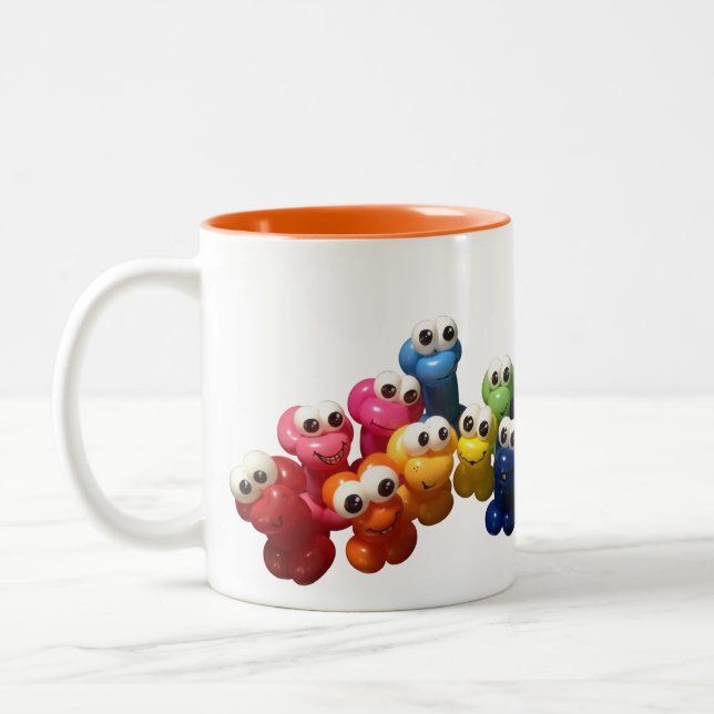 Ballotte se gratte sur une Mug (Gauche)