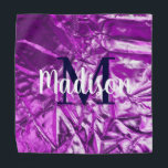 Bandana Monogramme personnalisé violet luxueux Personnalis<br><div class="desc">Luxueux design tendance qui vous impressionnera, vous et les gens autour de vous. Aussi, vous pouvez ajouter votre touche à la personnaliser et personnaliser le design dans votre façon de le rendre spécial. votre cadeau aura l'air si spécial et si différent et tout cela sans sacrifier le luxe et le...</div>