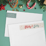 Bande Pour Adresse De Retour Funky Retro les années 70 Holly Jolly Christmas<br><div class="desc">Un étiquette de adresse de Noël branché,  rétro,  70,  avec les mots "holly jolly" dans une police rétro. La typographie à la mode en fera un choix populaire.</div>