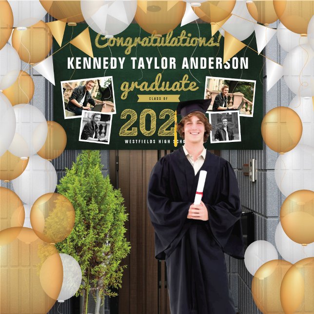 Banderoles 2025 Croquis de tableau noir 4 Photo Graduation Pa (2024 Green Chalkboard Gold Sketch 4 Photo Graduation Party Banner @ www.zazzle.com/color_therapy)