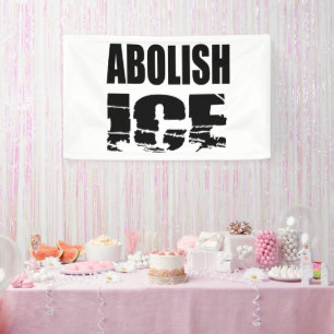 Banderoles Abolir l'ICE