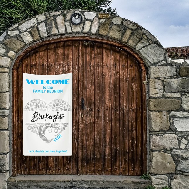 Banderoles Arbre Coeur Reunion Famille Personnalisée Arbre Ar (Welcome family with a heart tree art on white with blue text vertical format reunion banner.
)