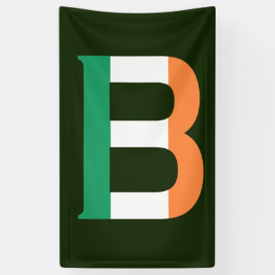 Banderoles B Monogramme superposé sur le drapeau irlandais (v