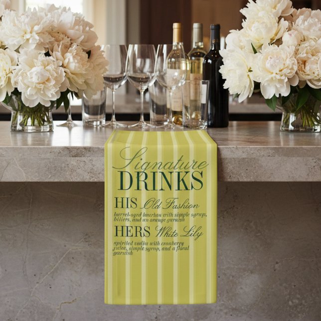 Banderoles Boissons de signature de mariage à rayures Chartre (Elegant Chartreuse Stripe Signature Drinks Wedding Banner)