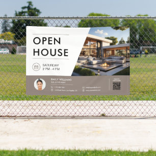 Banderoles Courtier immobilier en agence immobilière