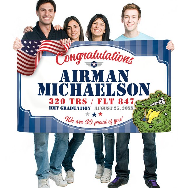 Banderoles Diplômé de la Force aérienne 320 TRS Gators Mascot (320 TRS Gators Mascot US Air Force BMT Basic Military Training Graduation Vinyl Banner, Proud Mom)