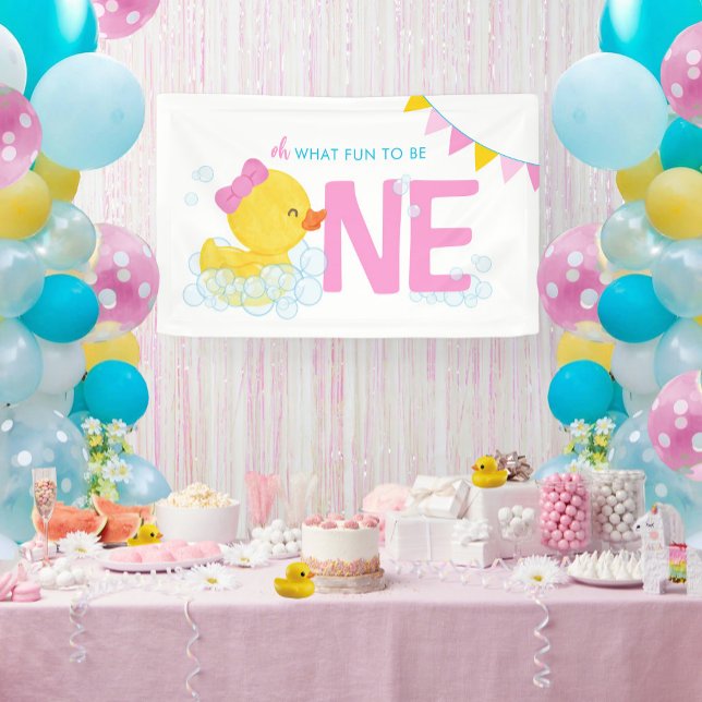 Banderoles Fille Aquarelle Canard Oh Quel Amusement D'Être Un (Girl Rubber Ducky What fun to be One Hanging Vinyl Birthday Banner Backdrop in White)