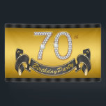 Banderoles Gold 70th Birthday Party<br><div class="desc">Bannière de fête du 70e anniversaire avec de beaux numéros de diamants or et jolie bannière d'anniversaire noir et or heureux sur un élégant arrière - plan or. Vous pouvez modifier la taille de la bannière numérique et ajouter du texte pour personnaliser cette bannière élégante et classe de fête du...</div>