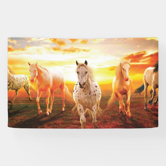 Banderoles Horses at sunset throw pillow (Horizontal)