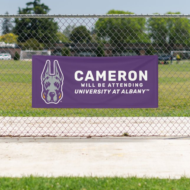 Banderoles Les grands Danois de l'UAlbany | Le Diplômé Assist (En situation)
