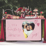 Banderoles Love Story Heart Photo Say Yes Mariage Proposition<br><div class="desc">Bannière de la Proposition de mariage avec photo en forme de coeur romantique. Il est écrit avec "c'est une histoire d'amour, bébé juste dire oui" dans un script élégant et décoré avec des coeurs d'amour roses. Parfait pour la décoration intérieure ou extérieure et do-it-yourself décoration pour la proposition à la...</div>