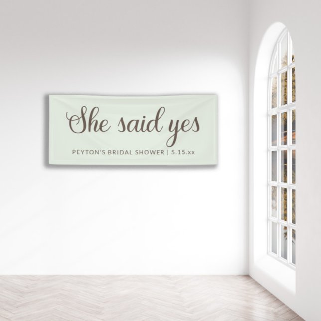 Banderoles Mint Green Texte Brown Elle A Dit Oui Fête des mar ("She said yes" custom bridal shower banner)