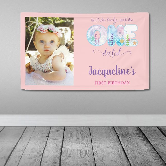 Banderoles N'est-elle pas UNE Fille rose délirante 1ère fête  (Girls 1st birthday pink party banner. Under the sea isn't she  ONEderful with photo.)