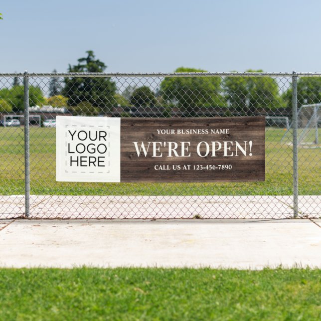 Banderoles Nous sommes Open Business Logo Rustic Wood (En situation)