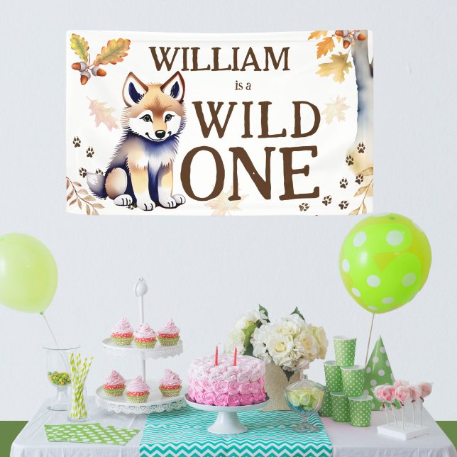 Banderoles Petit loup sauvage un bois fête d'anniversaire (Wild one wolf themed birthday party banner wolf party decor cute fluffy wolf cub party decor banner)