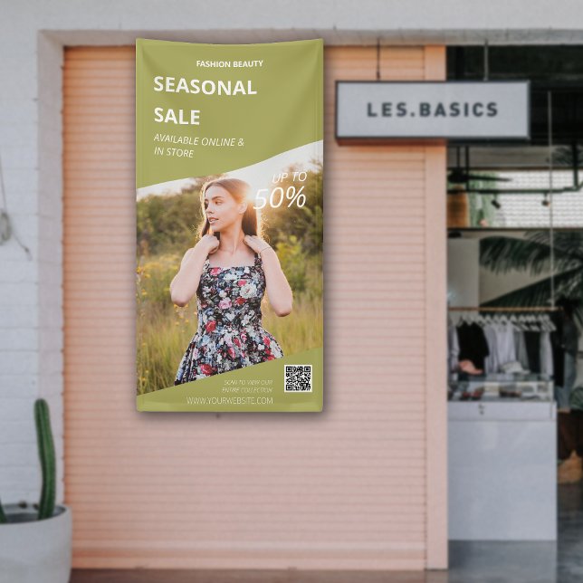 Banderoles Photo Produit Moderne En Boutique Marketing Profes (Modern Product Photo In Store Business Marketing Banner)