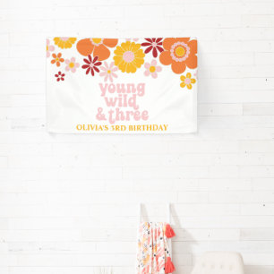 Banderoles Retro Floral Young Wild Trois Anniversaire Bannièr