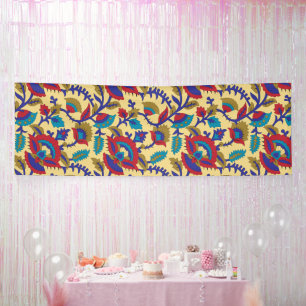 Banderoles Une pièce d'art textile vibrante avec du rouge aud