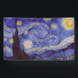 Banderoles Vincent Van Gogh Starry Nuit Vintage Art<br><div class="desc">Vincent van Gogh Starry Night Art Peinture Starry Night est un tableau de l'artiste post-impressionniste néerlandais Vincent van Gogh. Le ciel bleu de la nuit est rempli de nuages tourbillonnants, d'étoiles et d'une lune brillante croissant. La Nuit étoilée est la seule nocturne de la série de vues depuis la fenêtre...</div>