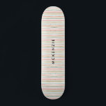 Bandes colorées Nom personnalisé Skateboard<br><div class="desc">Express-toi avec ces bandes amusantes et colorées sur le fond de ton skateboard. Personnalisez avec votre nom ou clair pour ne présenter que les bandes dessinées à la main.</div>